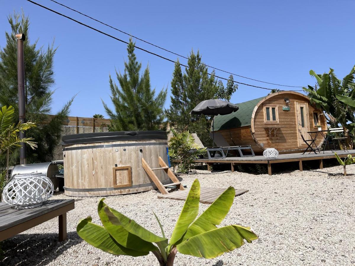 Lykke Suite Spa Sauna Piscina Y Jardin Buzanada Exteriör bild