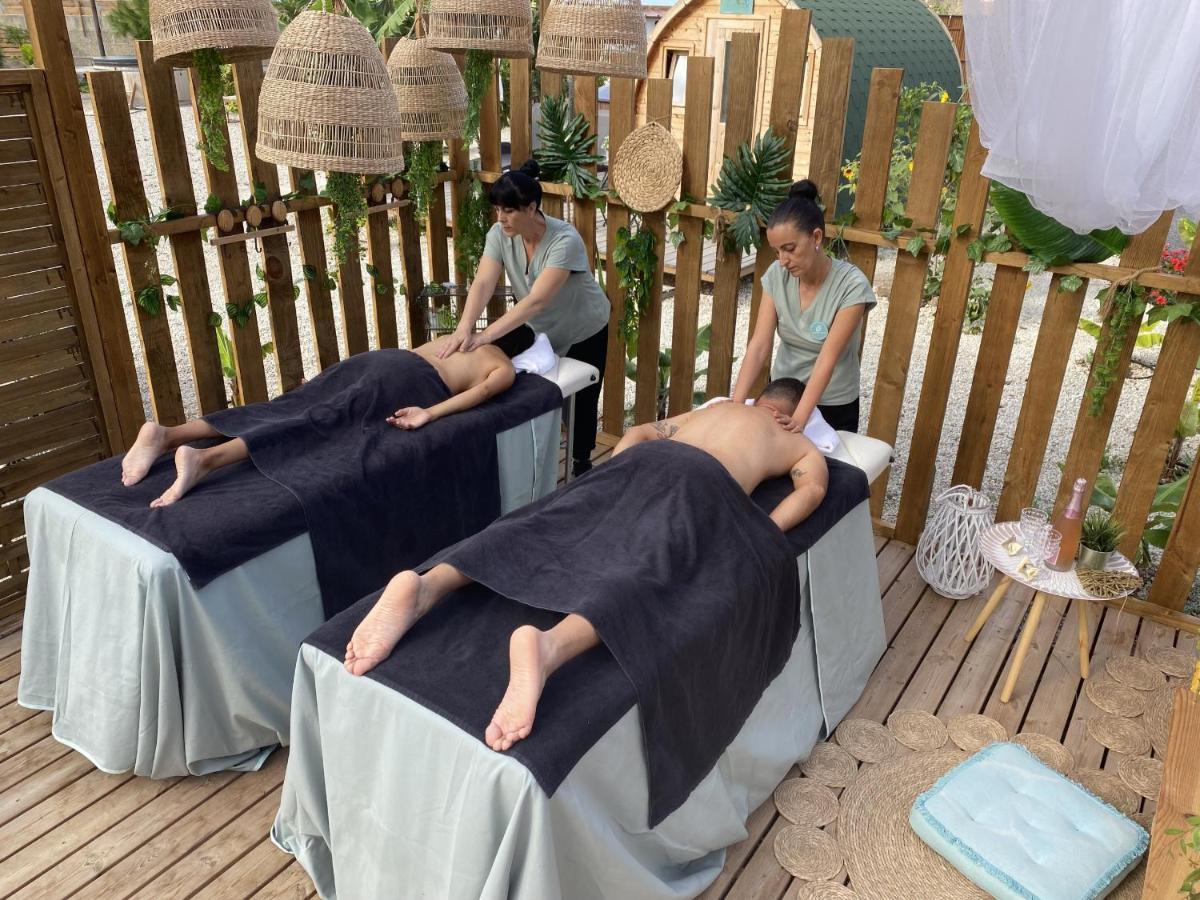 Lykke Suite Spa Sauna Piscina Y Jardin Buzanada Exteriör bild
