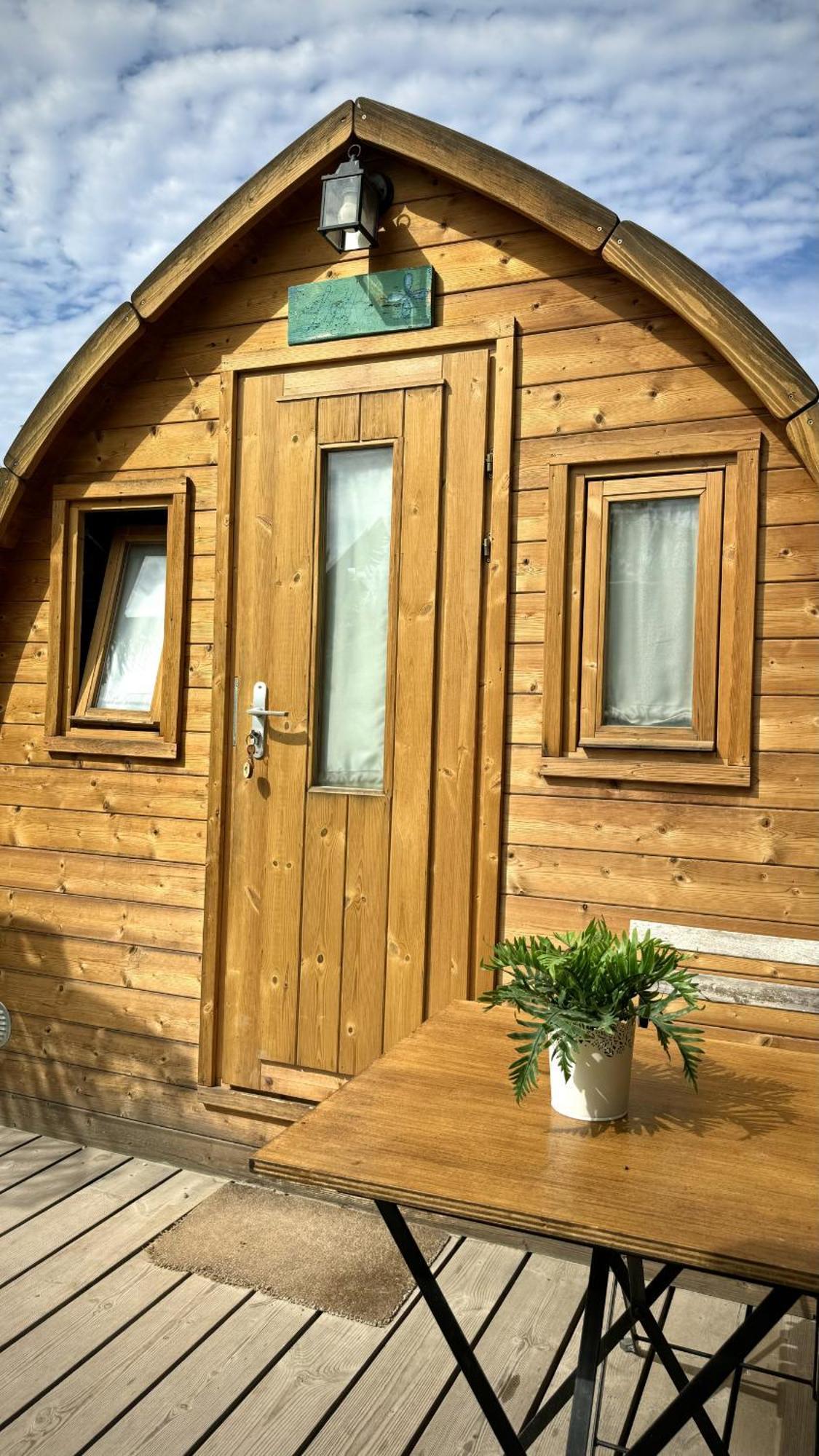 Lykke Suite Spa Sauna Piscina Y Jardin Buzanada Exteriör bild